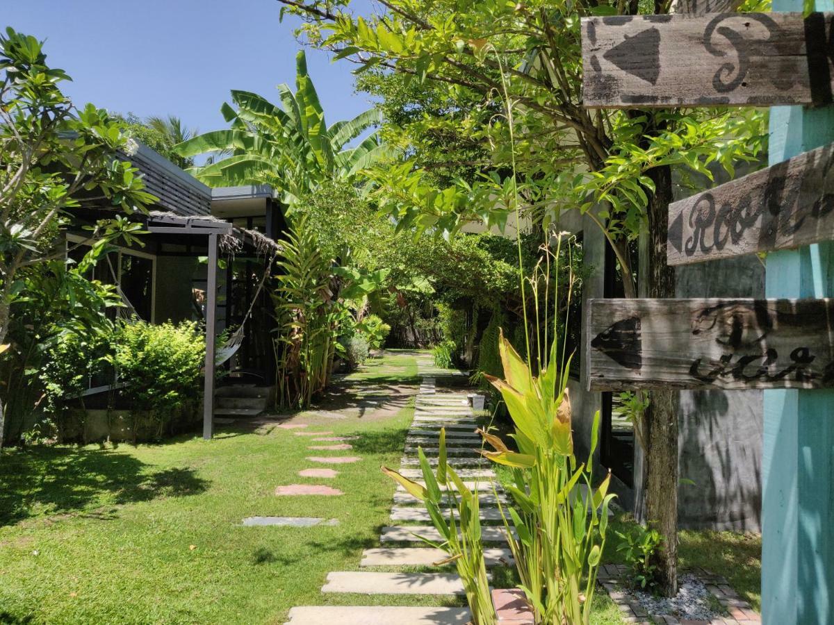 Appartamento Coco Coozy Kanchanaburi Esterno foto