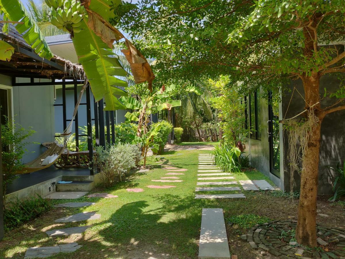 Appartamento Coco Coozy Kanchanaburi Esterno foto