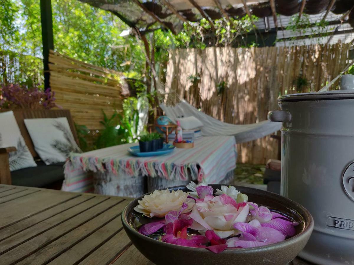 Appartamento Coco Coozy Kanchanaburi Esterno foto