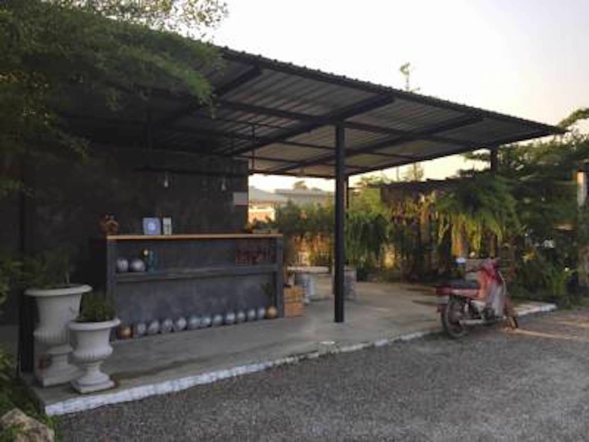 Appartamento Coco Coozy Kanchanaburi Esterno foto